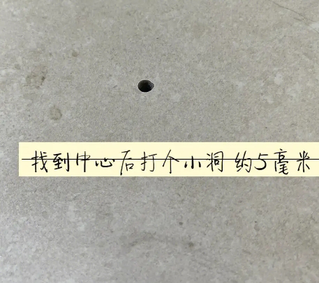 长乐瓷砖空鼓维修公司专业解答在瓷砖铺贴过程中，如果砂料搅拌不均匀，将会带来以下问题
